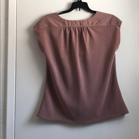 Pink blouse - Picture 2 of 2